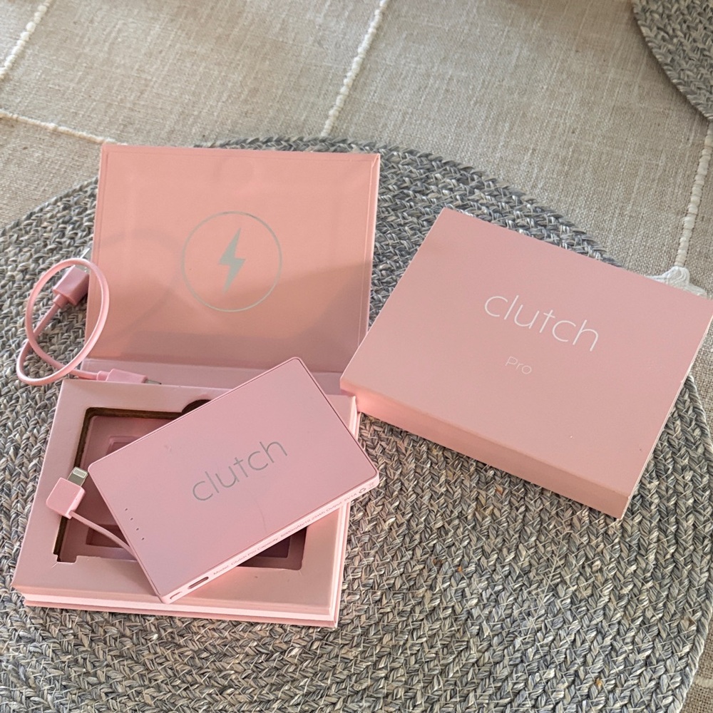 Pro Portable Power Bank Charger - Pink